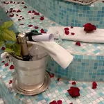 Eveline 2 - Piscina Privata O Jacuzzi Ξενοδοχείο