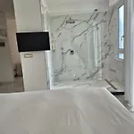 فندق Eveline 2 - Piscina Privata O Jacuzzi سانريمو