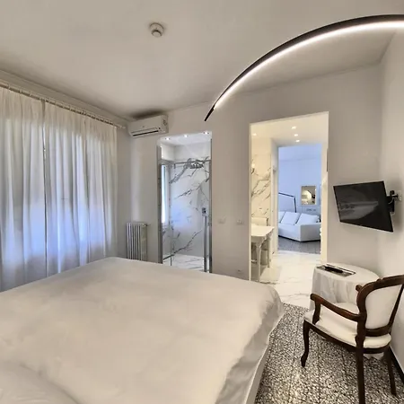 Eveline 2 - Piscina Privata O Jacuzzi فندق سانريمو