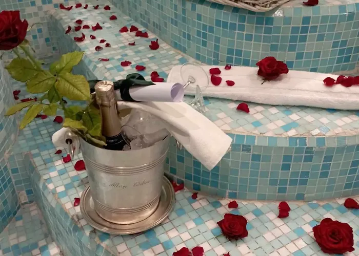 Eveline 2 - Piscina Privata O Jacuzzi Hotel