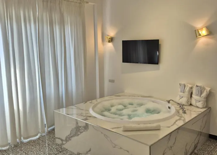 Eveline 2 - Piscina Privata O Jacuzzi