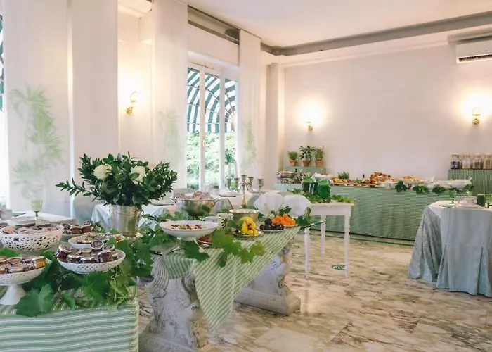 Eveline 2 - Piscina Privata O Jacuzzi 4* Sanremo