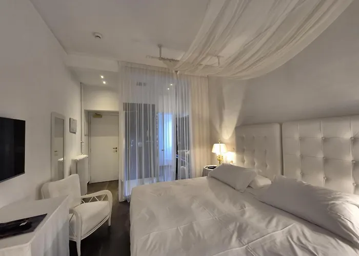 Hotel Eveline 2 - Piscina Privata O Jacuzzi Sanremo