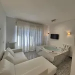 Eveline 2 - Piscina Privata O Jacuzzi 4* Sanremo