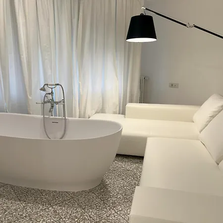 Hotel Eveline 2 - Piscina Privata O Jacuzzi 4*