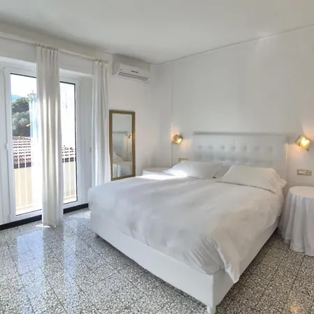 Eveline 2 - Piscina Privata O Jacuzzi 4* Sanremo