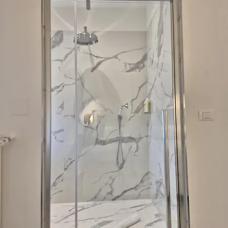 Eveline 2 - Piscina Privata O Jacuzzi ホテル