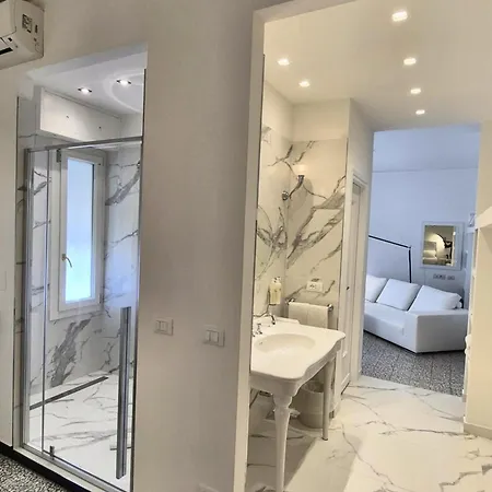 Hotel Eveline 2 - Piscina Privata O Jacuzzi San Remo