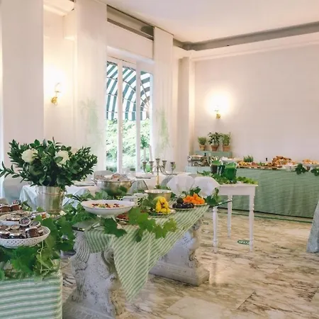 Eveline 2 - Piscina Privata O Jacuzzi 4* Sanremo