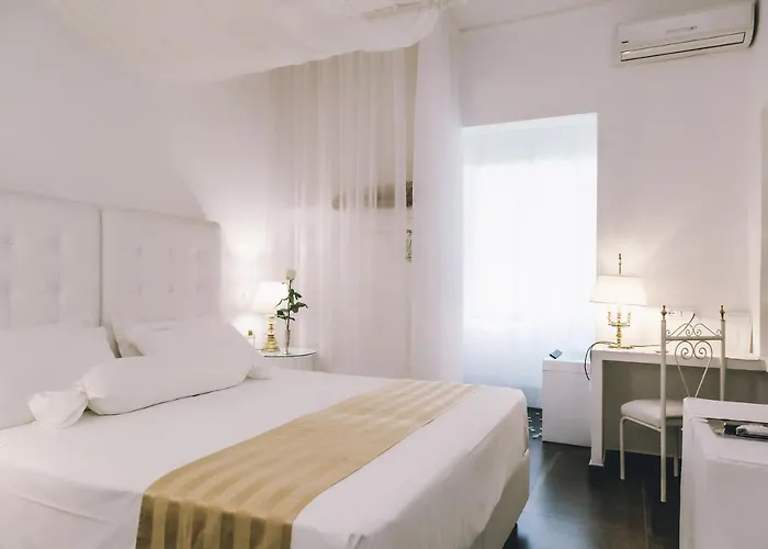 Eveline 2 - Piscina Privata O Jacuzzi Hotel